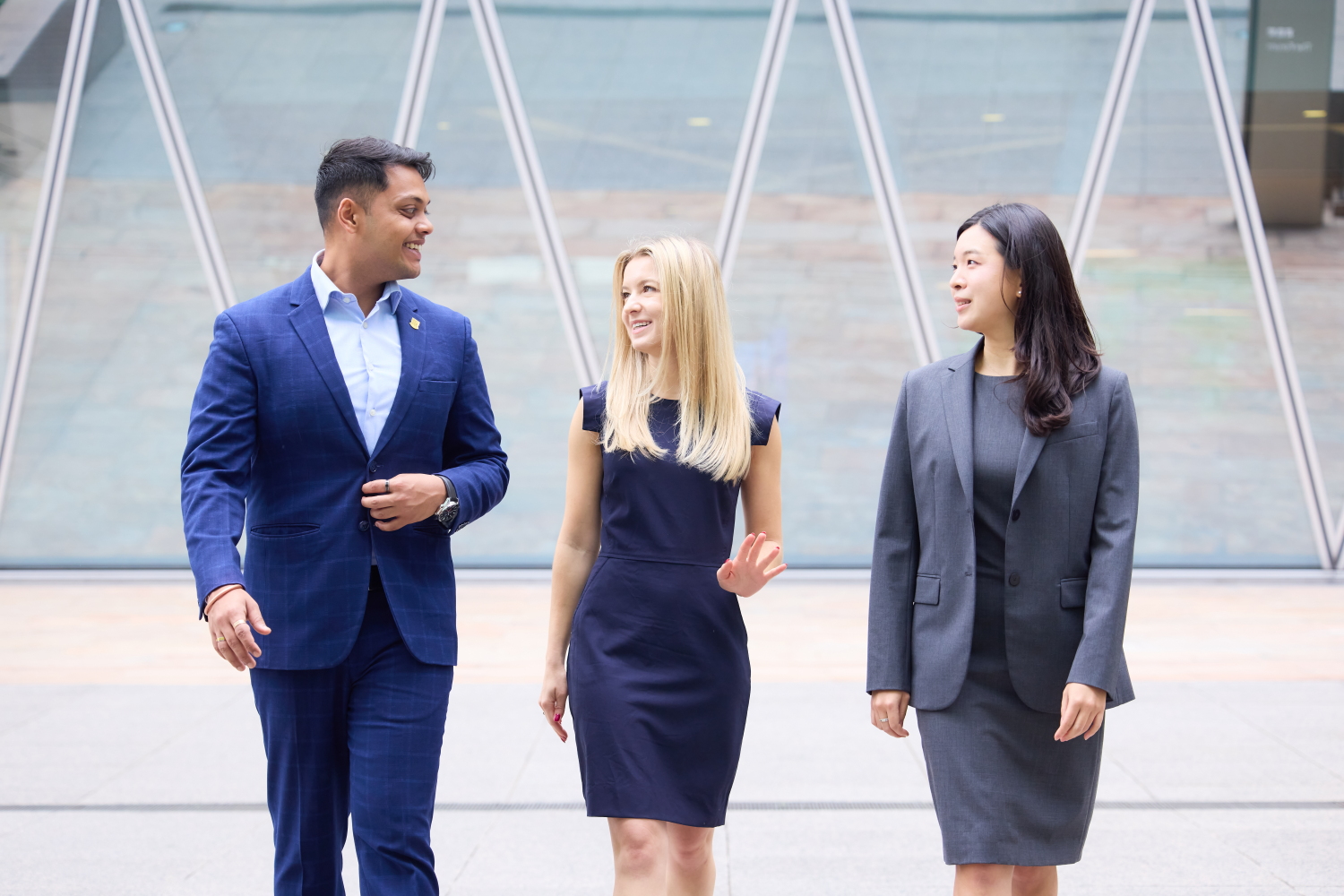 Thursday Chat (1-1 consultation with our Admissions Team)
